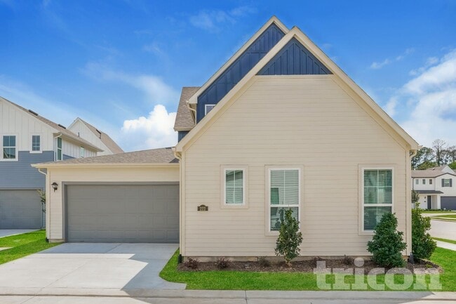 property at 9835 Willow Creek Commerce Dr