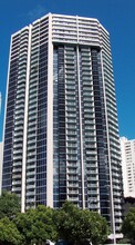 Honolulu Park Place in Honolulu, HI - Building Photo - Building Photo