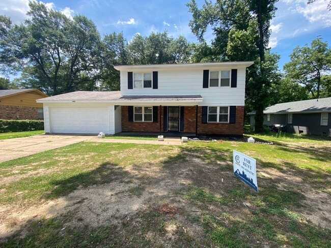 property at 1491 E Holmes Rd