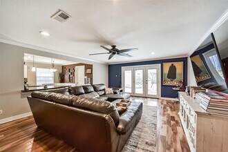 5834 Cheena Dr in Houston, TX - Building Photo - Building Photo