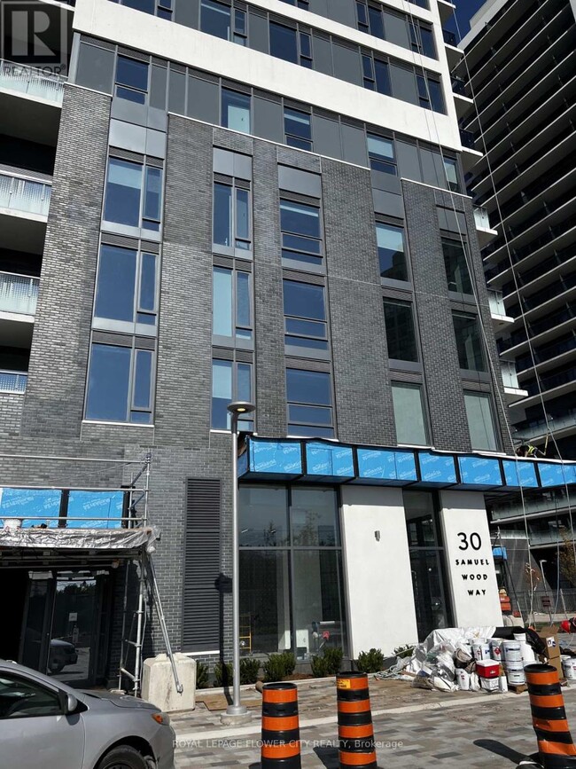 30 Samuel Wood Wy in Toronto, ON - Building Photo - Building Photo