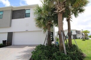 14247 SW Solange St in Port St. Lucie, FL - Building Photo