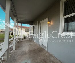 SKYWAY in College Place, WA - Building Photo - Building Photo