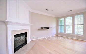 12624 Fair Crest Ct in Fairfax, VA - Building Photo - Building Photo