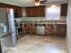 3833 14th Ave SE in Largo, FL - Building Photo - Building Photo