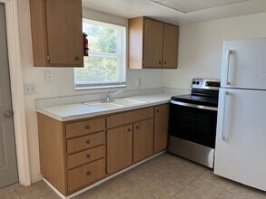 6100 Dr Martin Luther King Jr St N, Unit #3 in St. Petersburg, FL - Building Photo - Building Photo