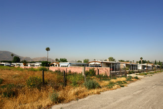 Capri Mobile Estates in Fontana, CA - Building Photo - Building Photo