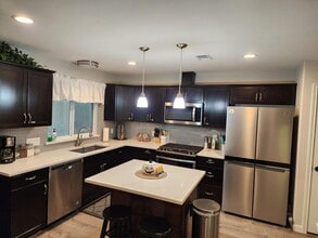 4917 Manchester Cir in Austin, TX - Building Photo - Building Photo