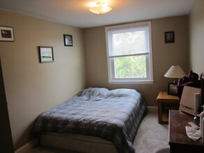 559 Martin St in Philadelphia, PA - Foto de edificio - Building Photo