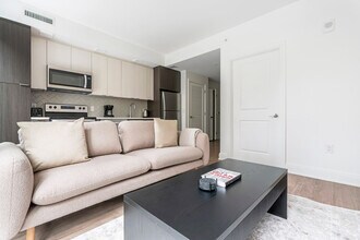 600 4th St SW in Washington, DC - Building Photo - Building Photo