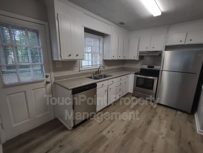 615 Rama Rd in Charlotte, NC - Building Photo - Building Photo
