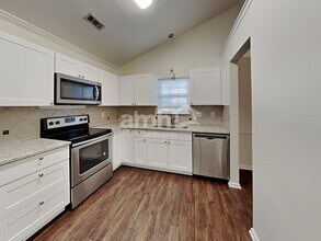 7 Hazeltine Ct in Simpsonville, SC - Building Photo - Building Photo