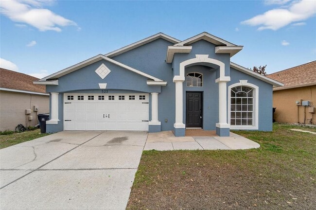 523 Napa Valley Cir in Valrico, FL - Building Photo - Building Photo