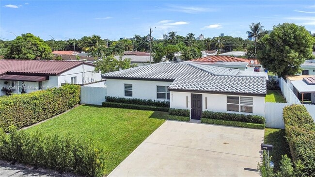 property at 18361 NE 20th Pl