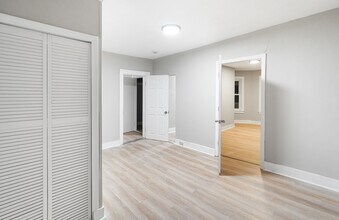 138 Elm St in Southbridge, MA - Building Photo - Building Photo