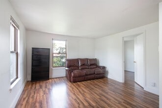 4 Peru St, Unit 72 N Champlain in Burlington, VT - Building Photo - Building Photo