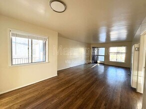 7030 La Tijera Blvd in Los Angeles, CA - Building Photo - Building Photo