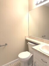 25 Old Turnpike Rd, Unit Building 15 10 in Southington, CT - Building Photo - Building Photo