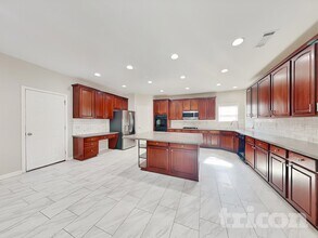 1524 Montauk Point, Unit 1526 in Conyers, GA - Building Photo - Building Photo