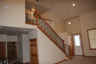 1338 Haley Ct in Suamico, WI - Building Photo - Building Photo