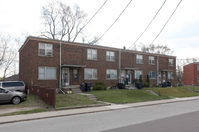 47-57 Langden Ave in Toronto, ON - Building Photo - Primary Photo