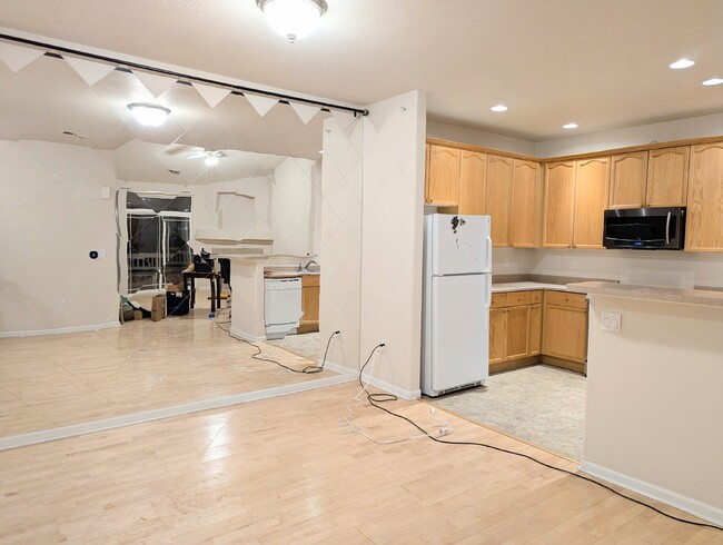 8496 S Hoyt Way-Unit -#306 in Littleton, CO - Foto de edificio - Building Photo
