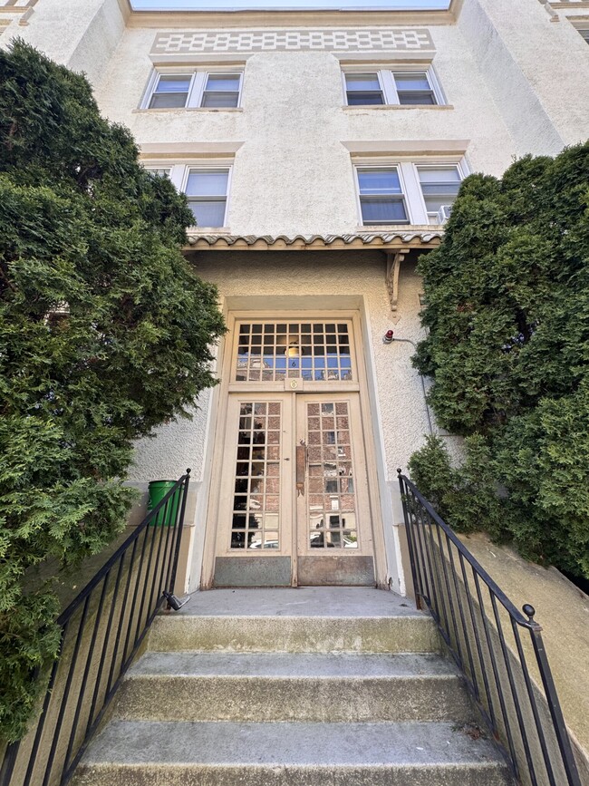 6 Radcliffe Rd, Unit 1 in Boston, MA - Building Photo - Building Photo