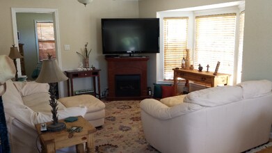605 35th Ave in Santa Cruz, CA - Building Photo - Building Photo