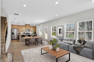 6929 Winchester Pl in Fairburn, GA - Building Photo - Building Photo