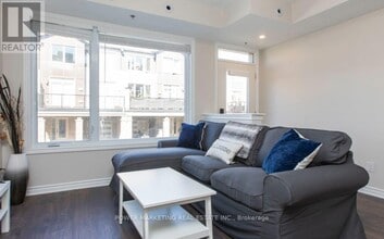 609 Makwa Private in Ottawa, ON - Building Photo - Building Photo