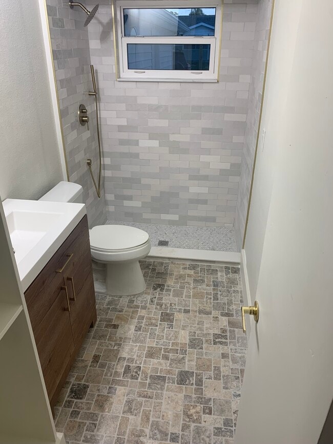 property at 5137 Dartmouth Ave N