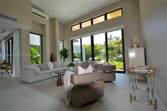 7015 Mira Flores Ave in Coral Gables, FL - Building Photo - Building Photo