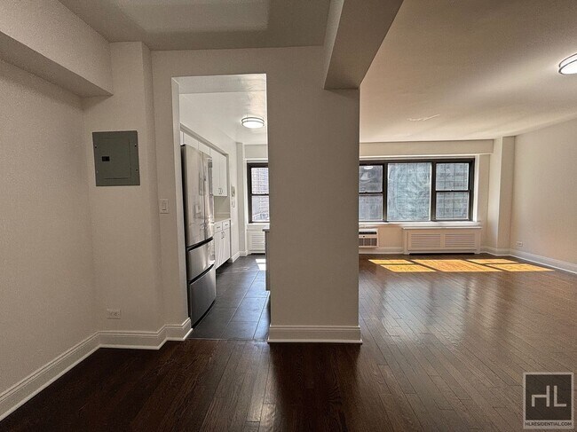 EAST 57 STREET, Unit 7C in New York, NY - Foto de edificio - Building Photo