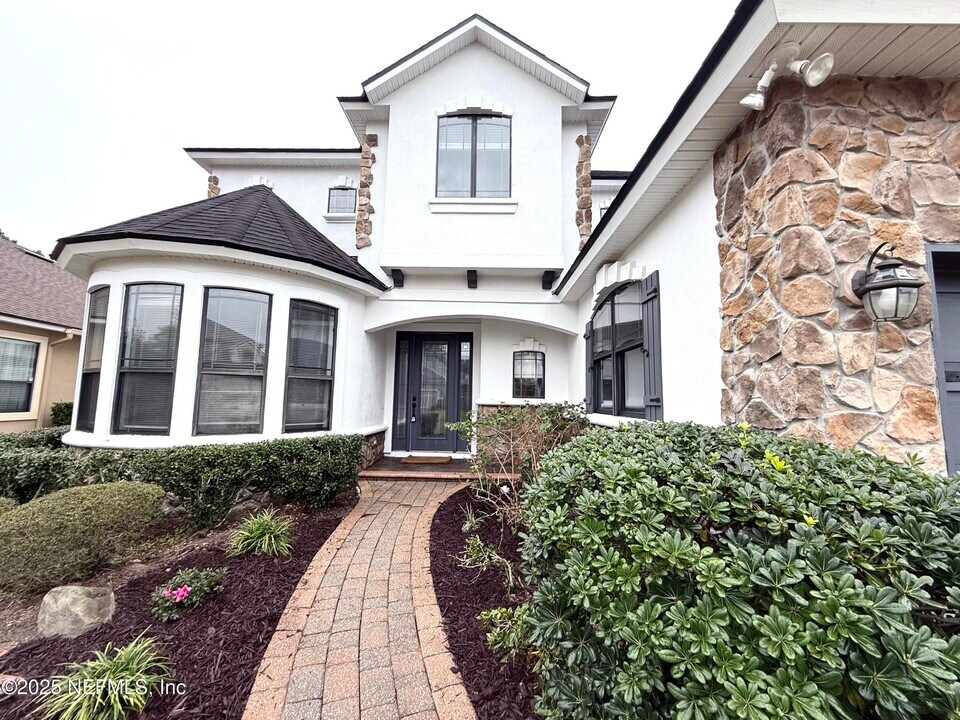 3589 Sir Rogers Ct in Jacksonville, FL - Building Photo