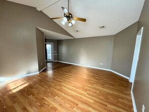 139 Spinnaker Cir in Kingsland, GA - Building Photo - Building Photo