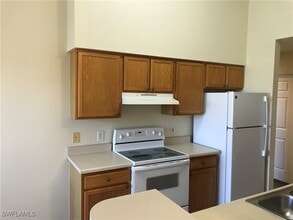 7985 Preserve Cir in Naples, FL - Building Photo - Building Photo