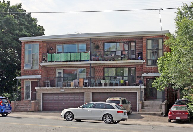 339-341 Sheppard Ave E
