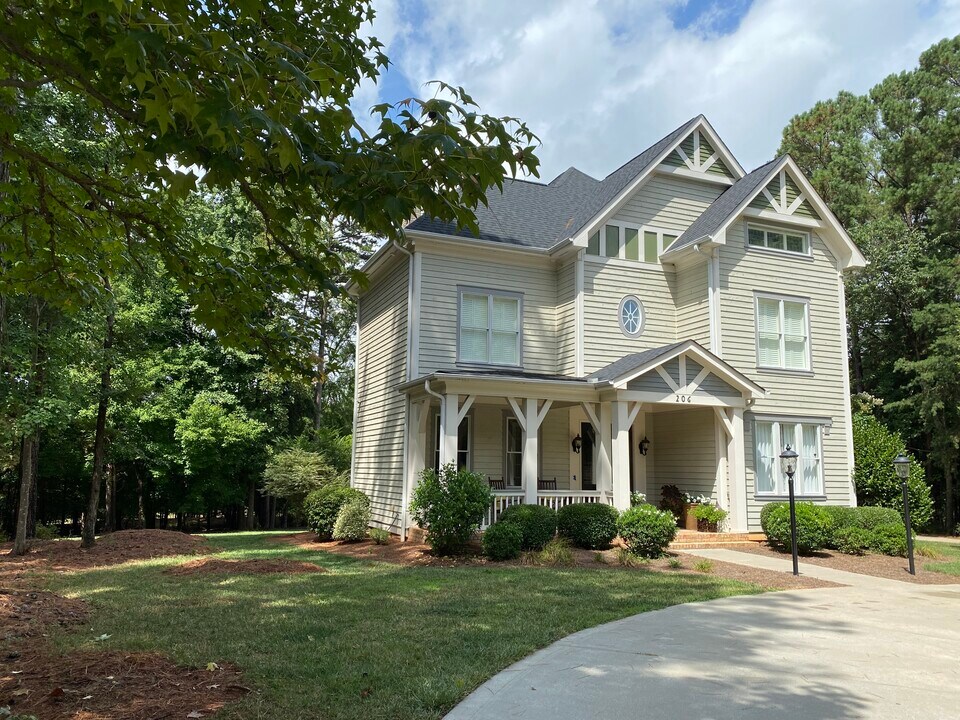 206 Dedham Loop in Mooresville, NC - Building Photo