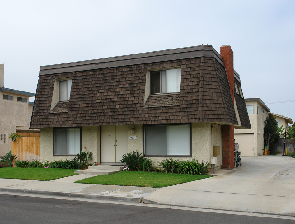 16751 Blanton St in Huntington Beach, CA - Building Photo