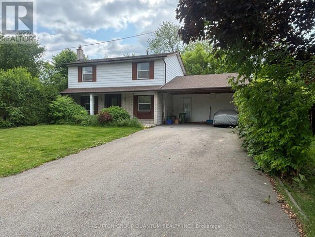 property at 72 Teal Ave