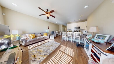 Eagle Ridge Townhome in Opelika, AL - Building Photo - Building Photo
