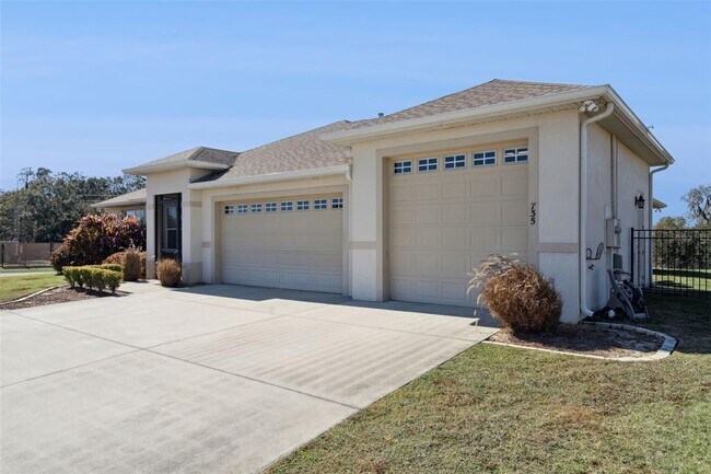 735 Black Eagle Dr in Groveland, FL - Building Photo - Building Photo