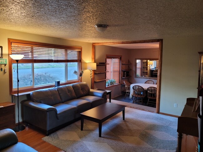 22153 S Dans Ave in Beavercreek, OR - Building Photo - Building Photo