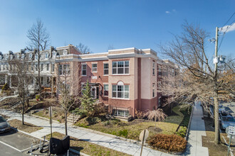 4226 7th St NW in Washington, DC - Building Photo - Primary Photo