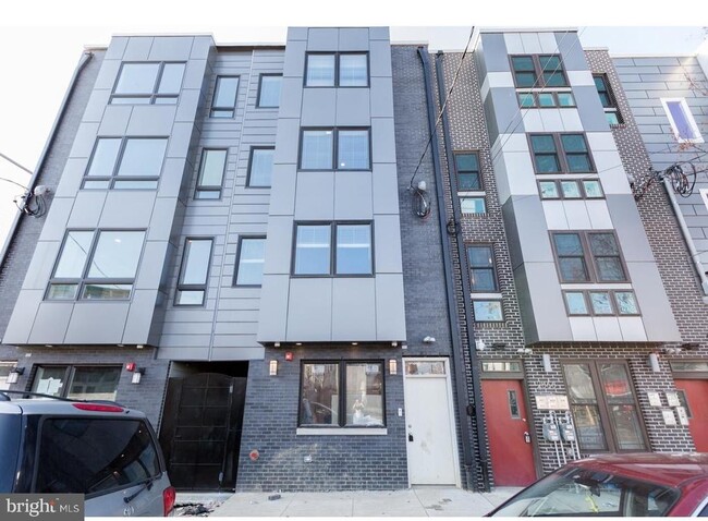 property at 2564 Frankford Ave