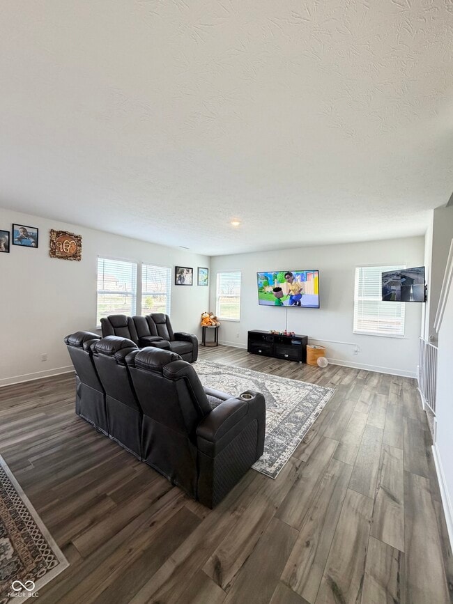 1208 Taggart Wy in Greenwood, IN - Building Photo - Building Photo