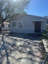 1940 NW 96th St in Miami, FL - Building Photo