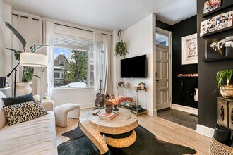 1413 N Campbell Ave in Chicago, IL - Building Photo - Building Photo