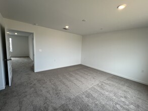 8720 Hamblen Ct in Shafter, CA - Building Photo - Building Photo