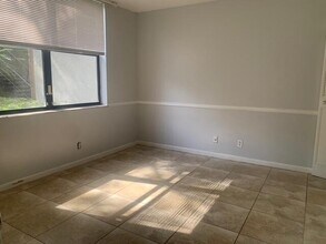 1256 S Military Trail in Deerfield Beach, FL - Building Photo - Building Photo